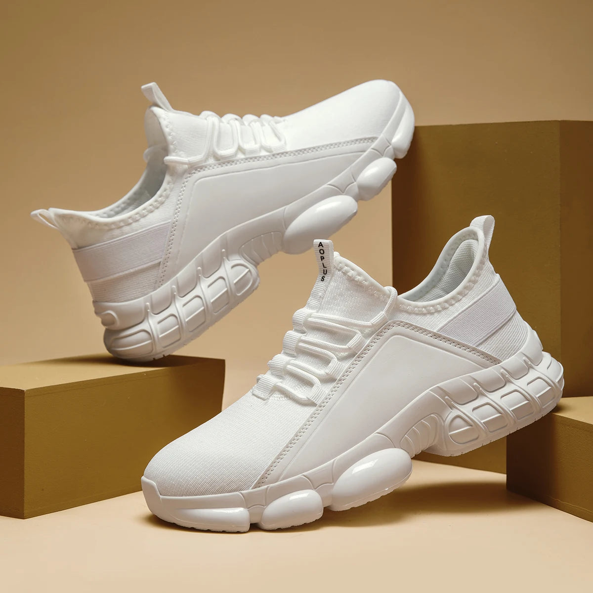 Men's Casual Sports Shoes True To Size Fit Anti Slip Outsole